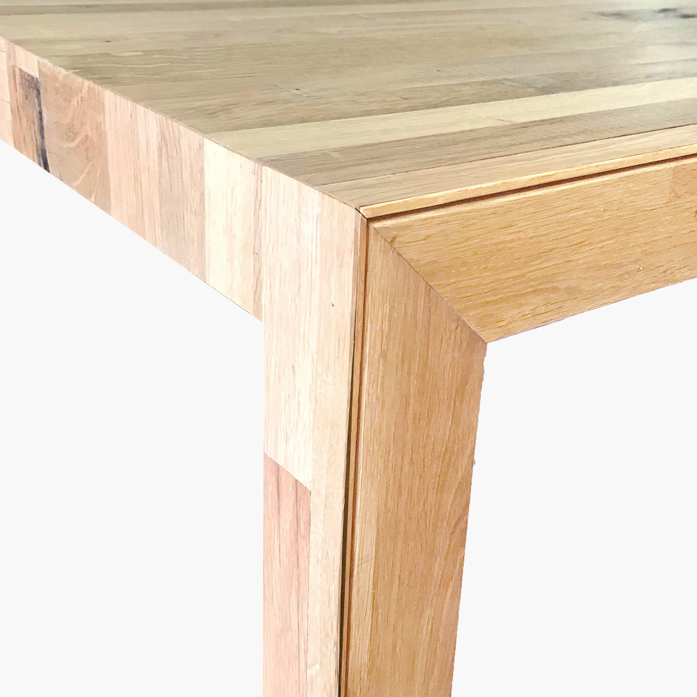 Tisch Parkett in Handarbeit gefertigt