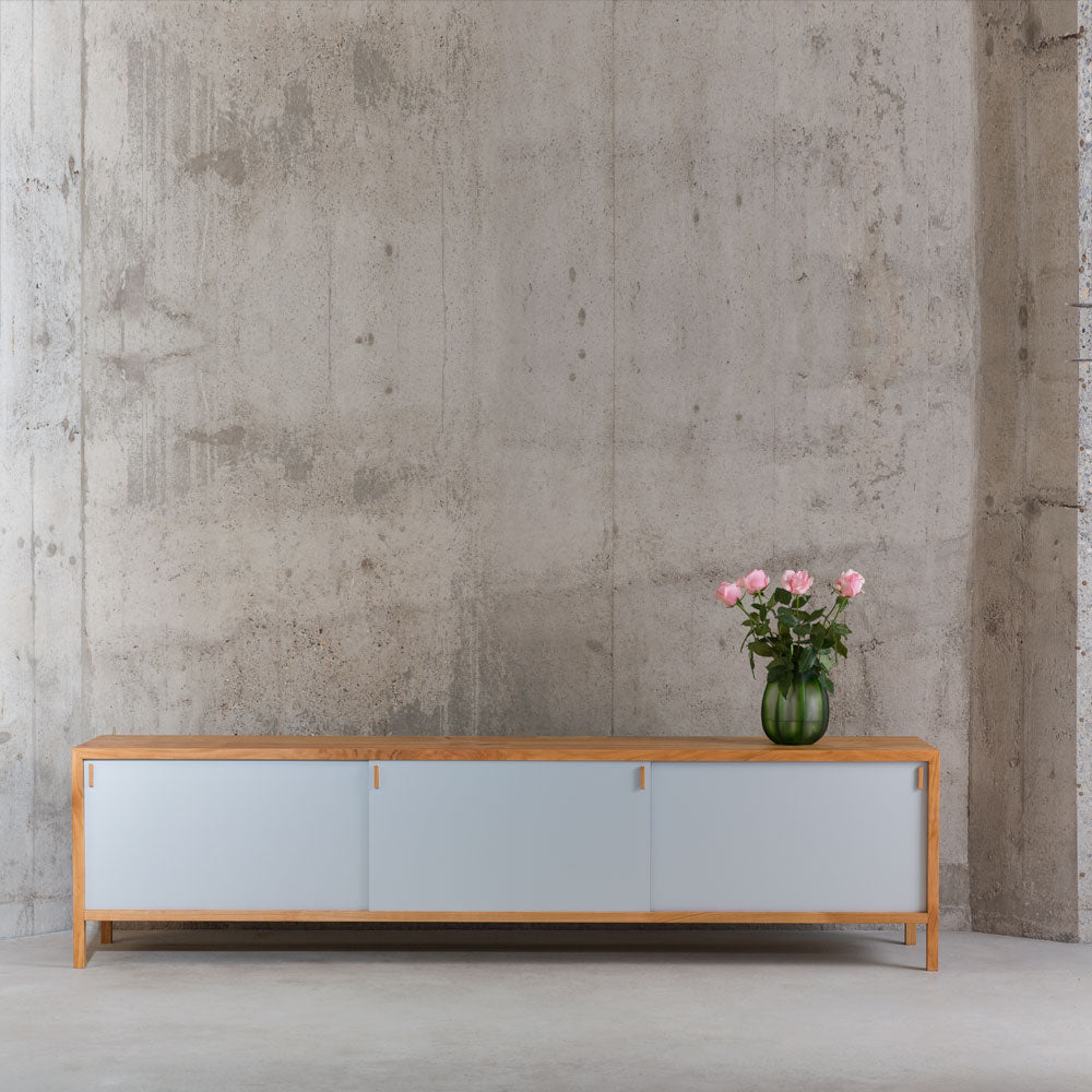 Massivholz Sideboard nach Mass Lowboard bois aus Basel Swissmade